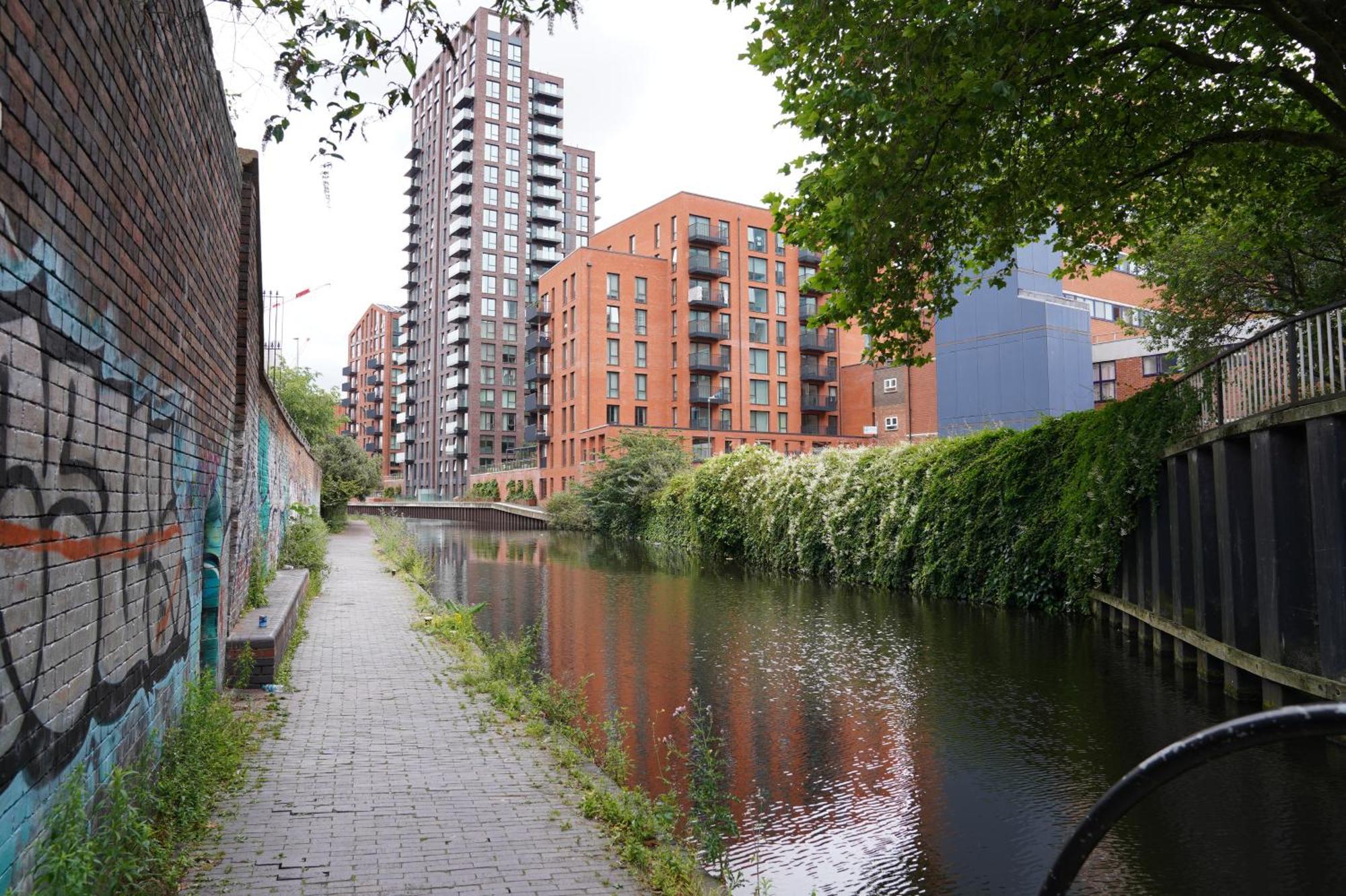 Cozy 1 Bed Flat, Bham Centre, Free Parking Sleeps 2 Apartment