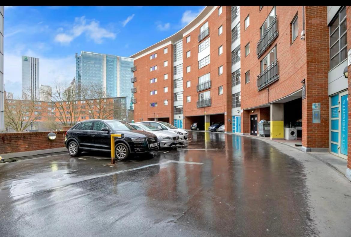 Cozy 1 Bed Flat, Bham Centre, Free Parking Sleeps 2 * Birmingham